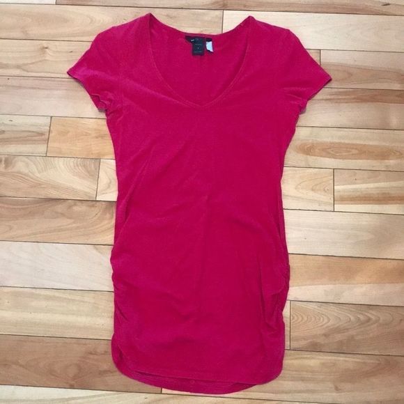 💫4/30 VS MODA INTERNATIONAL V-Neck Ruched Tee - Picture 2 of 6